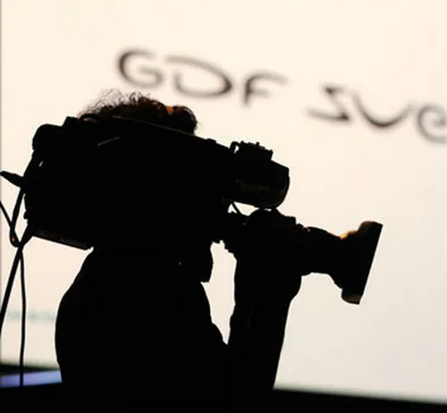 Videaste professionnel lors d une captation audiovisuelle corporate a Eurexpo Lyon